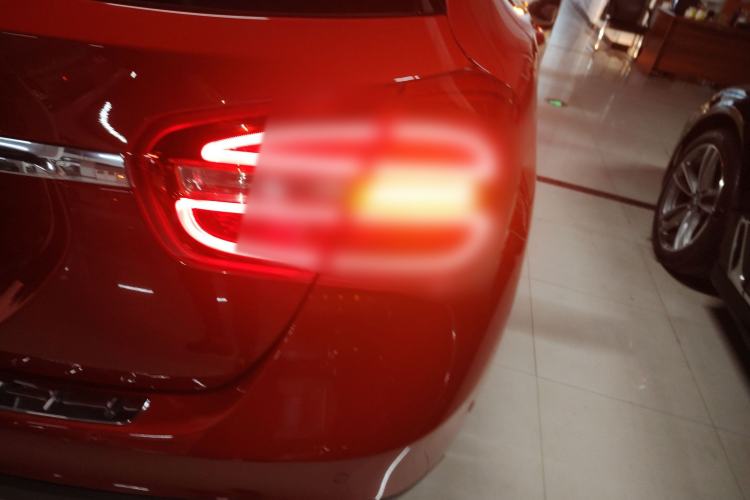 Used Mercedes-Benz GLA 2015 GLA 200 Fashion Model Right Rear Taillight