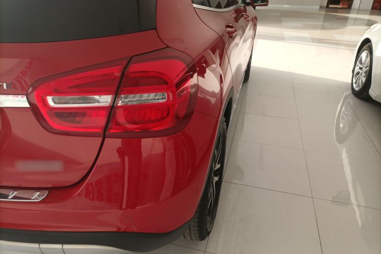 Used Mercedes-Benz GLA 2015 GLA 220 4MATIC Fashion Model Right Rear Taillight