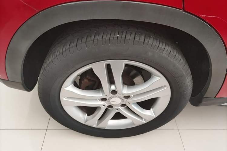 Used Mercedes-Benz GLA 2015 GLA 200 Sport Edition Right Rear Wheel Hub