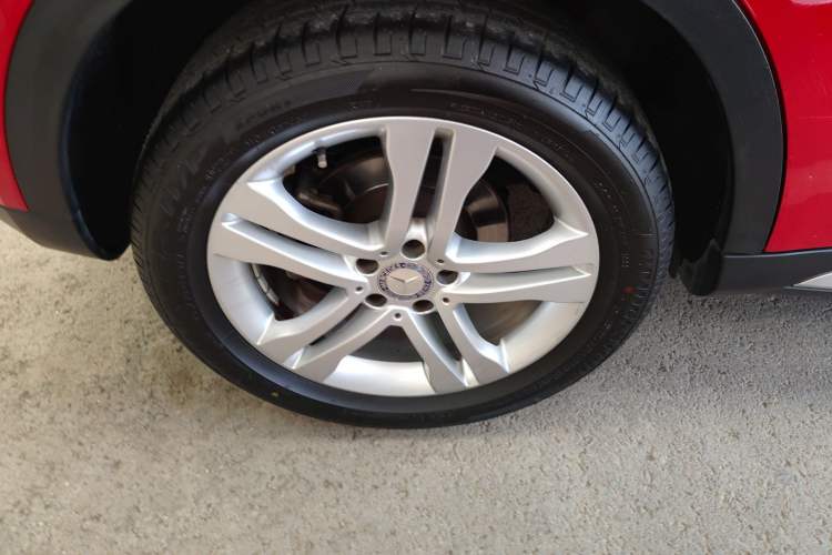 Used Mercedes-Benz GLA 2015 GLA 200 Sport Edition Right Rear Wheel Hub