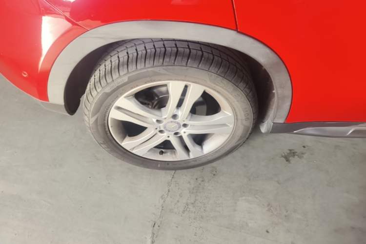 Used Mercedes-Benz GLA 2015 GLA 200 Sport Edition Right Rear Wheel Hub