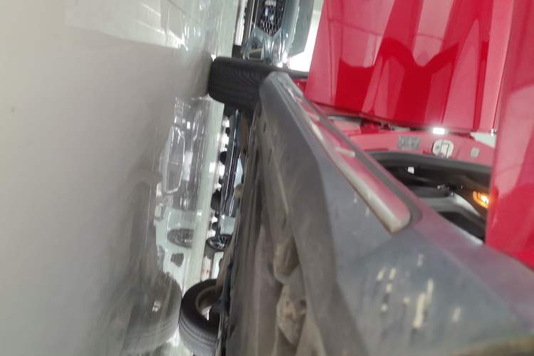Used Mercedes-Benz GLA 2015 GLA 200 Sport Edition Right Side Sill