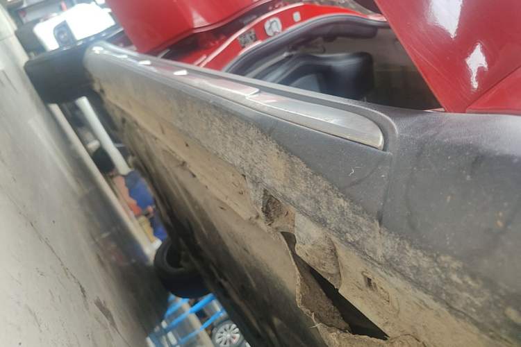 Used Mercedes-Benz GLA 2015 GLA 200 Fashion Model Right Side Sill