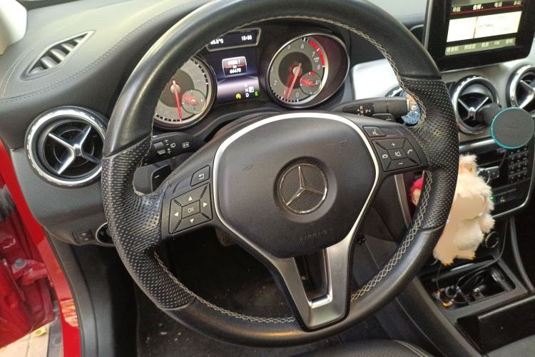 Used Mercedes-Benz GLA 2015 GLA 200 Fashion Model Steering Wheel
