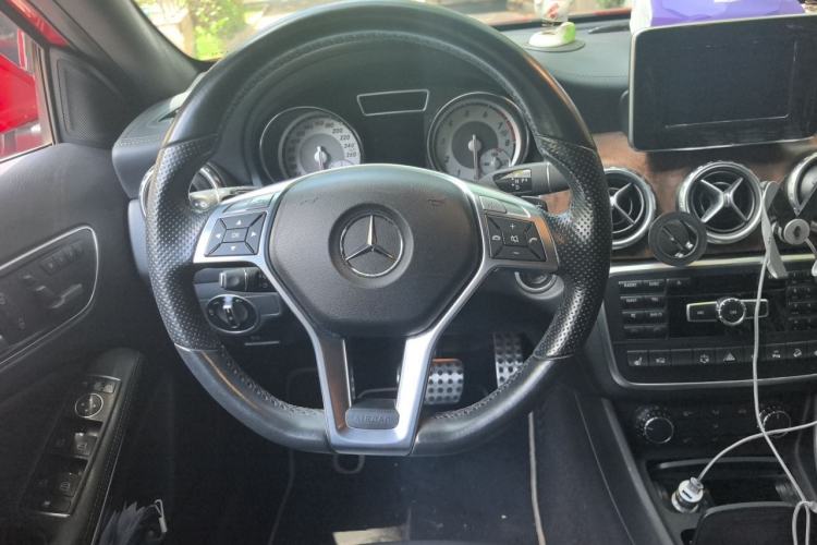 Used Mercedes-Benz GLA 2015 GLA 260 4MATIC Steering Wheel