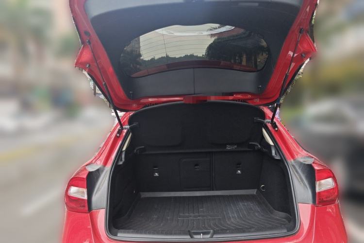 Used Mercedes-Benz GLA 2015 GLA 200 Sport Edition Trunk