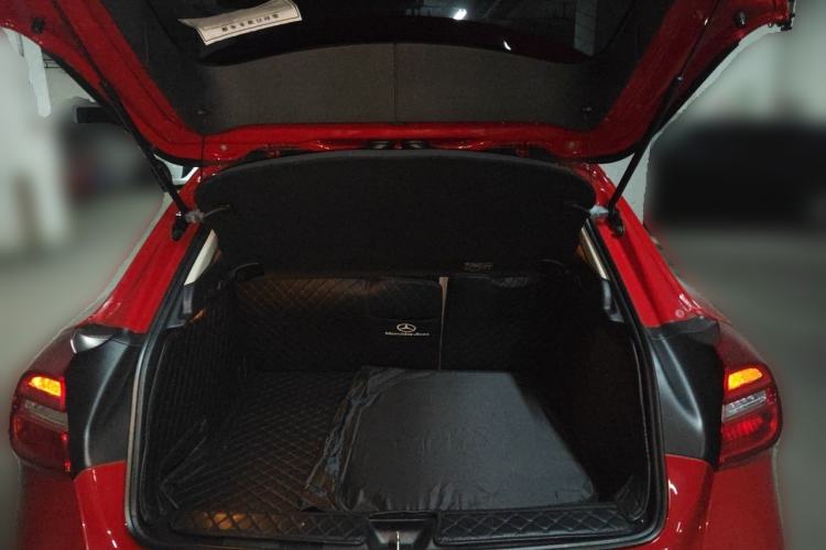 Used Mercedes-Benz GLA 2015 GLA 220 4MATIC Fashion Model Trunk