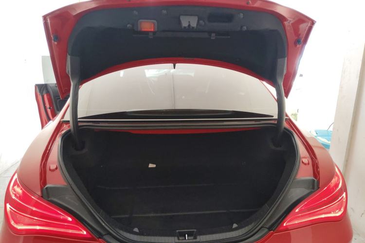 Used Mercedes-Benz GLA 2015 GLA 200 Trunk