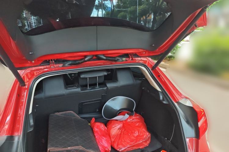 Used Mercedes-Benz GLA 2015 GLA 220 4MATIC Luxury Model Trunk
