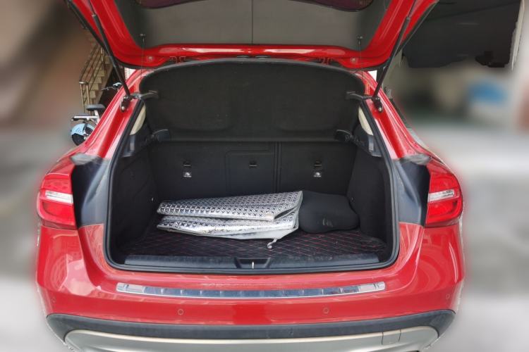 Used Mercedes-Benz GLA 2015 GLA 200 Fashion Model Trunk