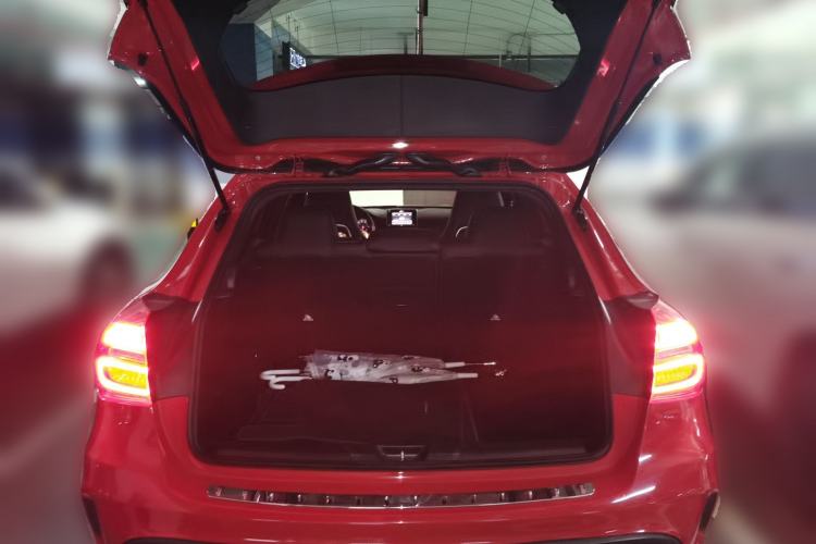 Used Mercedes-Benz GLA 2015 GLA 260 4MATIC Trunk