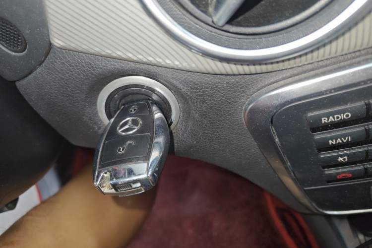 Used Mercedes-Benz GLA 2015 GLA 200 Fashion Model Vehicle Key