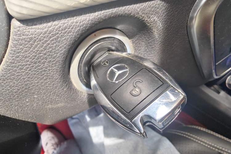 Used Mercedes-Benz GLA 2015 GLA 200 Fashion Model Vehicle Key