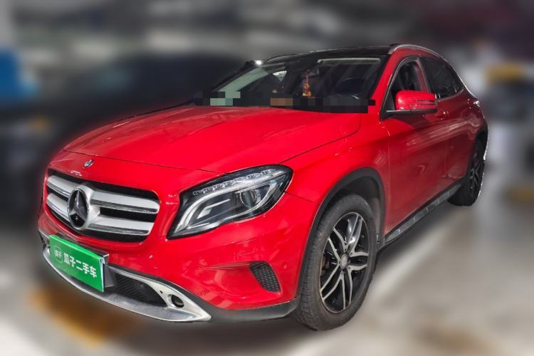 Used Mercedes-Benz GLA 2015 GLA 220 4MATIC Fashion Model Guazi used car, China used car export, Used car for sale, Used cars, Cheapest cars for sale