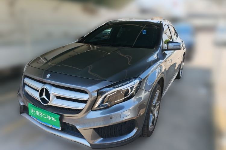 Used Mercedes-Benz GLA 2015 GLA 260 4MATIC Sport Edition Guazi used car, China used car export, Used car for sale, Used cars, Cheapest cars for sale