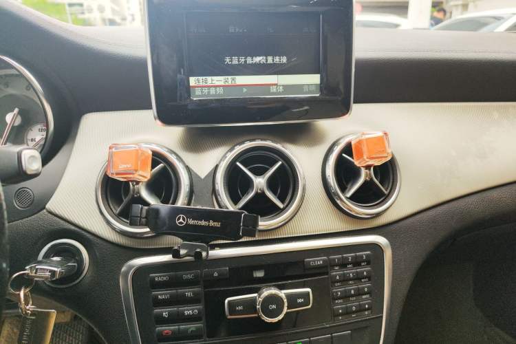 Used Mercedes-Benz GLA 2015 GLA 200 Fashion Model Audio And AC Panel