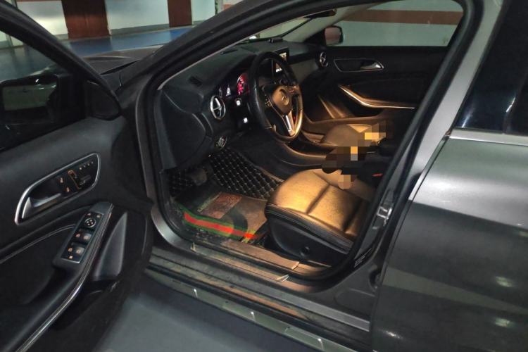 Used Mercedes-Benz GLA 2015 GLA 200 Fashion Model Driver Seat
