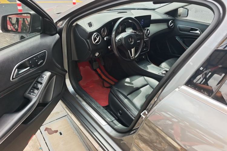 Used Mercedes-Benz GLA 2015 GLA 200 Fashion Model Driver Seat
