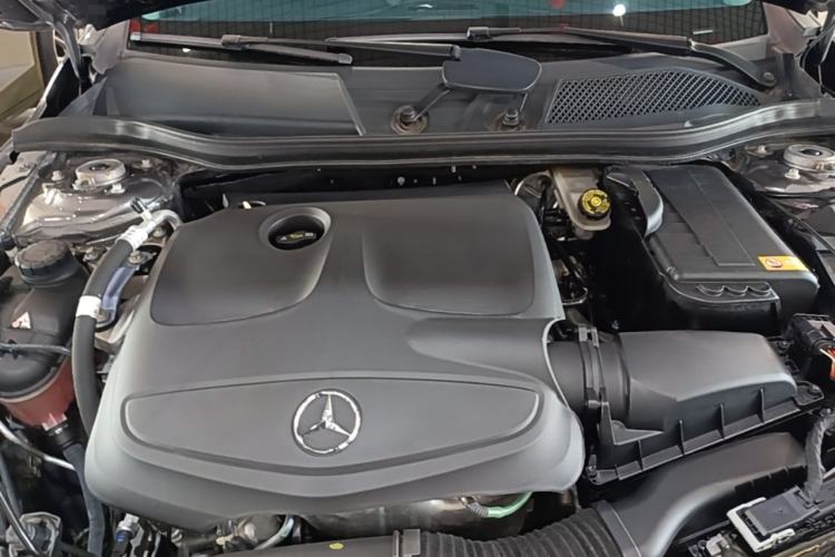 Used Mercedes-Benz GLA 2015 GLA 200 Sport Edition Engine Bay