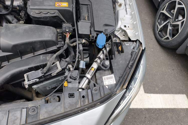 Used Mercedes-Benz GLA 2015 GLA 200 Engine Bay Left