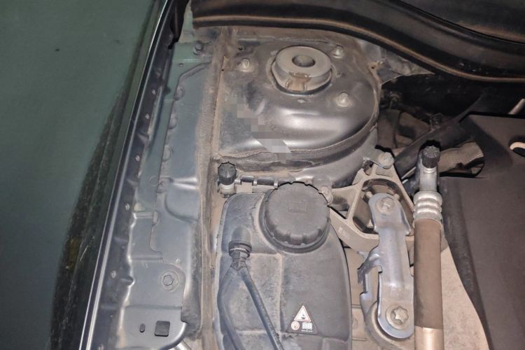 Used Mercedes-Benz GLA 2015 GLA 200 Fashion Model Engine Bay Right