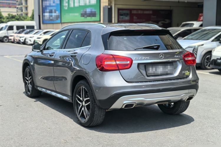Used Mercedes-Benz GLA 2015 GLA 220 4MATIC Fashion Model Exterior 4