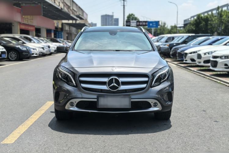 Used Mercedes-Benz GLA 2015 GLA 220 4MATIC Fashion Model Exterior 6