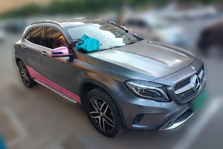 Used Mercedes-Benz GLA 2015 GLA 220 4MATIC Fashion Model Front Right 45 Deg
