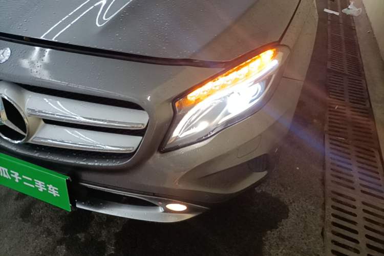 Used Mercedes-Benz GLA 2015 GLA 220 4MATIC Fashion Model Left Front Headlight