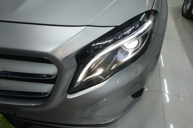 Used Mercedes-Benz GLA 2015 GLA 200 Left Front Headlight