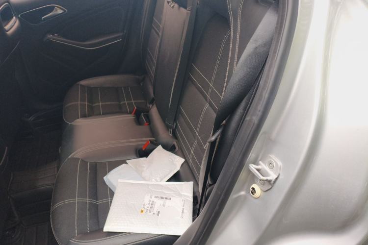 Used Mercedes-Benz GLA 2015 GLA 200 Left Rear Seat