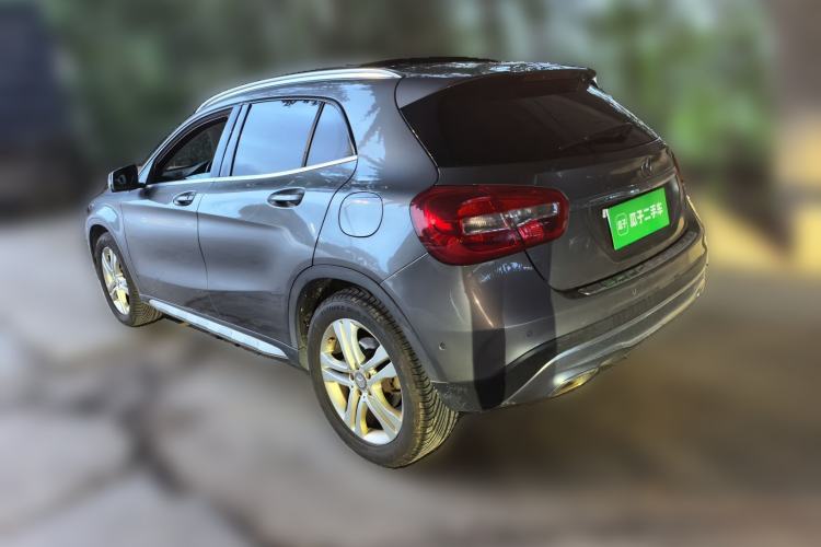 Used Mercedes-Benz GLA 2015 GLA 200 Sport Edition Rear Left 45 Deg