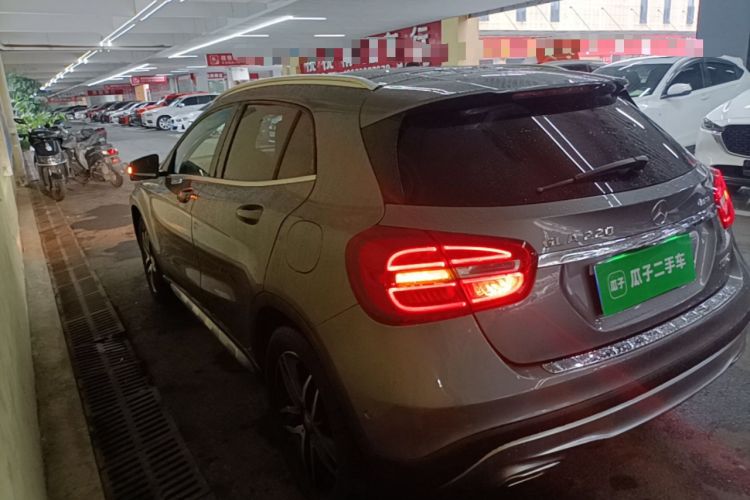 Used Mercedes-Benz GLA 2015 GLA 220 4MATIC Fashion Model Rear Left 45 Deg