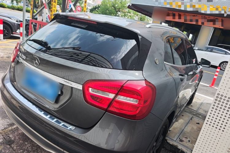 Used Mercedes-Benz GLA 2015 GLA 200 Fashion Model Rear Right 45 Deg