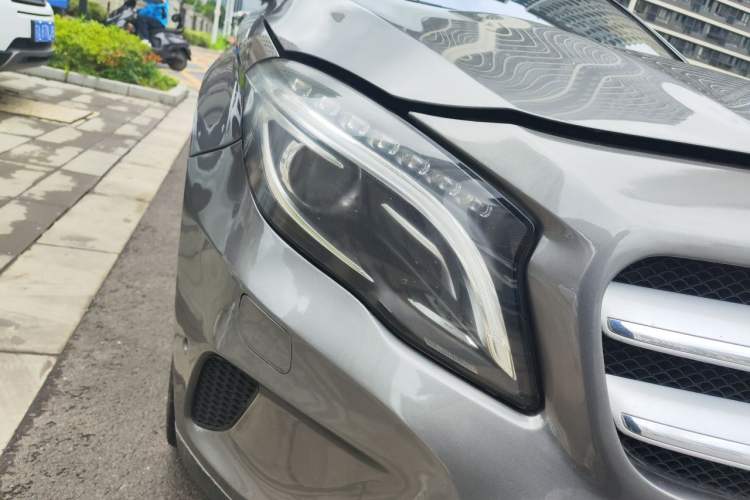 Used Mercedes-Benz GLA 2015 GLA 200 Fashion Model Right Front Headlight