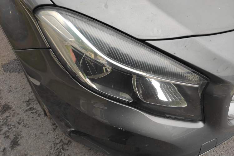 Used Mercedes-Benz GLA 2015 GLA 200 Sport Edition Right Front Headlight