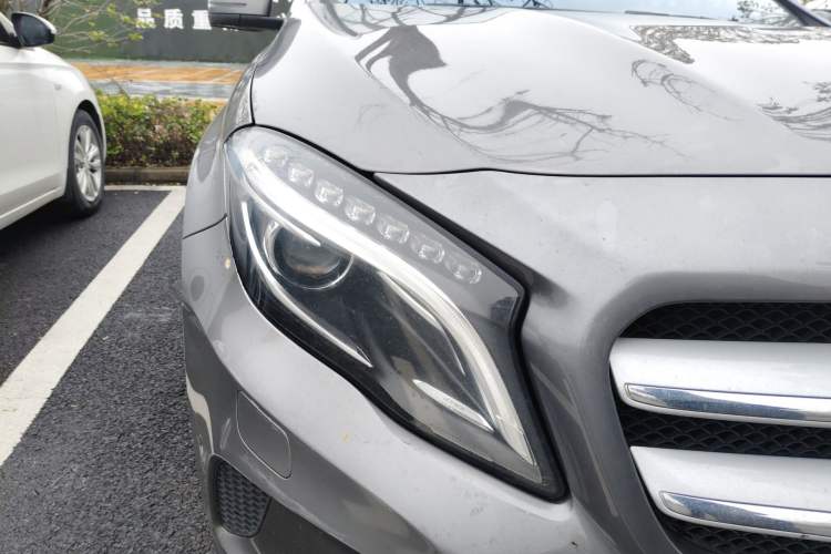 Used Mercedes-Benz GLA 2015 GLA 200 Fashion Model Right Front Headlight