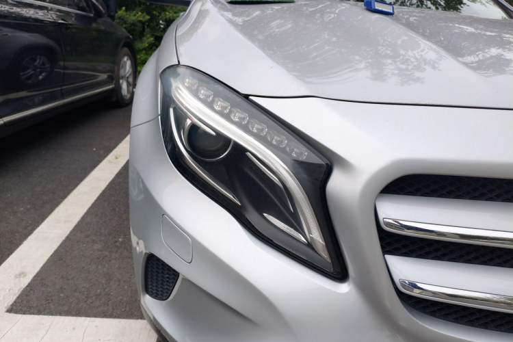 Used Mercedes-Benz GLA 2015 GLA 200 Right Front Headlight