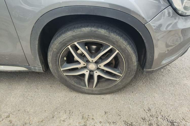 Used Mercedes-Benz GLA 2015 GLA 200 Fashion Model Right Front Wheel Hub