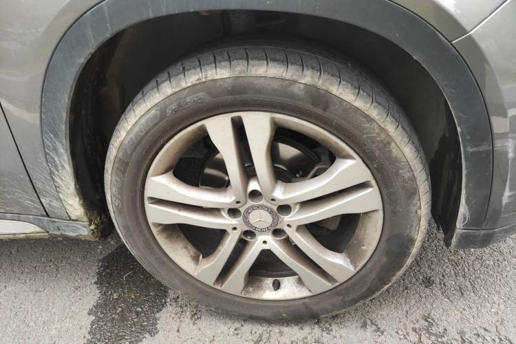 Used Mercedes-Benz GLA 2015 GLA 200 Sport Edition Right Front Wheel Hub
