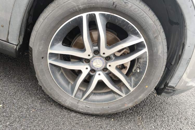Used Mercedes-Benz GLA 2015 GLA 200 Fashion Model Right Front Wheel Hub