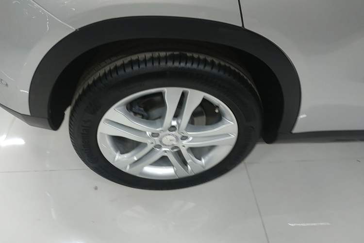 Used Mercedes-Benz GLA 2015 GLA 200 Right Rear Wheel Hub