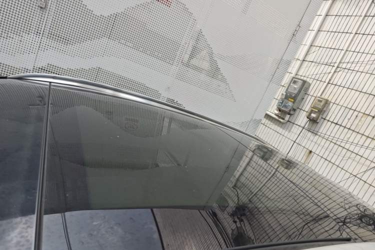 Used Mercedes-Benz GLA 2015 GLA 200 Fashion Model Roof