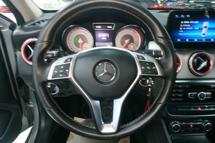 Used Mercedes-Benz GLA 2015 GLA 200 Steering Wheel