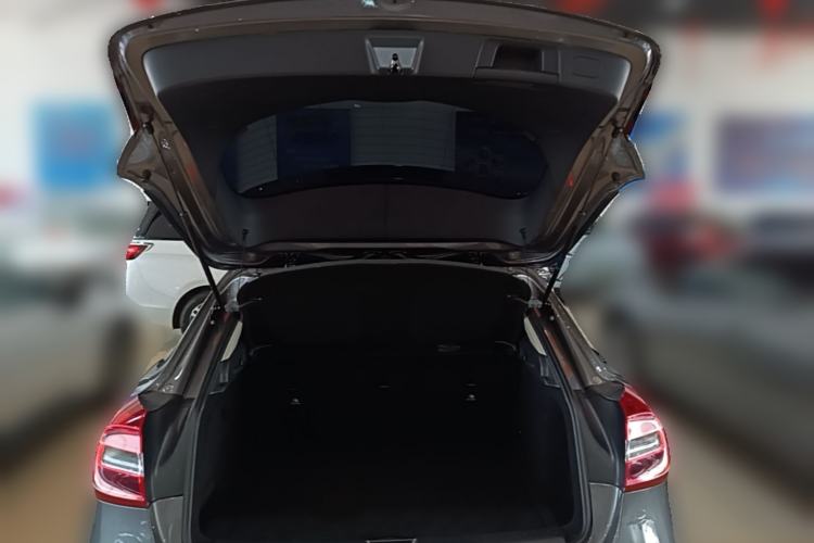Used Mercedes-Benz GLA 2015 GLA 200 Sport Edition Trunk