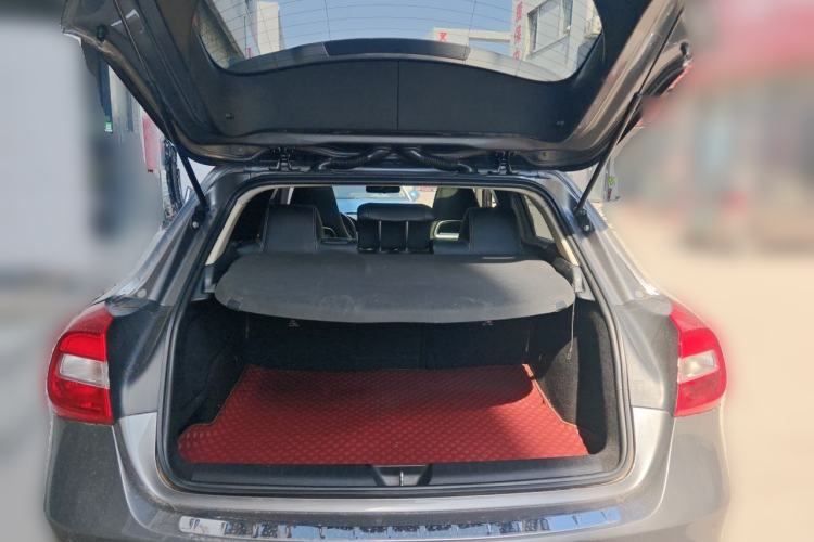 Used Mercedes-Benz GLA 2015 GLA 200 Sport Edition Trunk