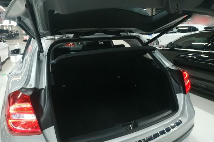 Used Mercedes-Benz GLA 2015 GLA 200 Trunk