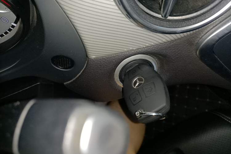 Used Mercedes-Benz GLA 2015 GLA 220 4MATIC Fashion Model Vehicle Key