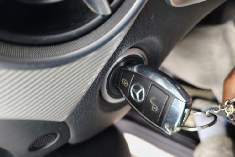 Used Mercedes-Benz GLA 2015 GLA 200 Vehicle Key