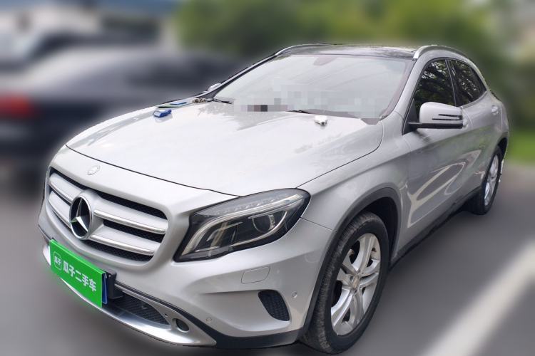 Used Mercedes-Benz GLA 2015 GLA 200 Guazi used car, China used car export, Used car for sale, Used  cars, Cheapest cars for sale